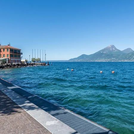 Lola * Brenzone sul Garda